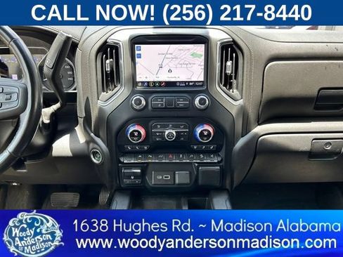 Used 2022 GMC Sierra 1500 Denali w/ Denali Reserve Package AWD/4WD image 12