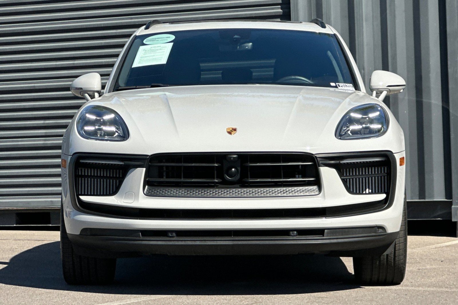 Certified 2023 Porsche Macan S AWD/4WD image 11
