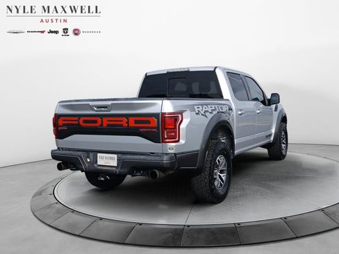 Used 2017 Ford F150 Raptor w/ Equipment Group 802A Luxury AWD/4WD image 16