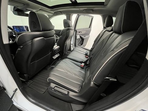 New 2026 Acura MDX w/ Advance Package image 18