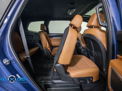 Used 2025 Kia Telluride EX X-Line AWD/4WD image 38