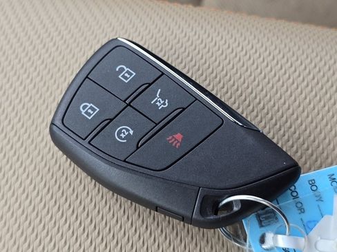 Used 2026 Chevrolet Equinox ACTIV w/ Convenience Package III image 40