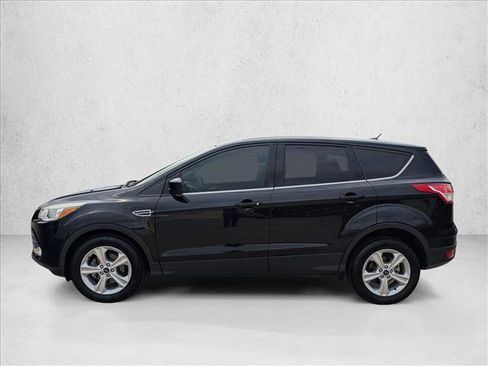 Used 2016 Ford Escape SE image 9