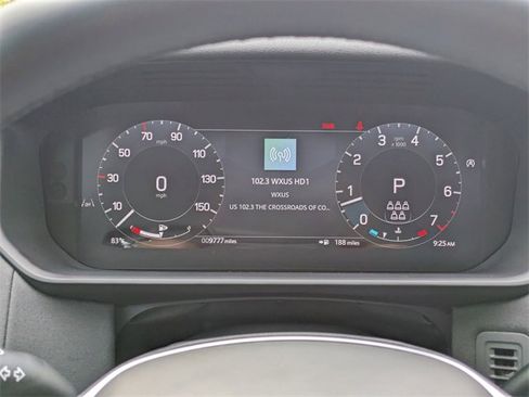 Used 2025 Land Rover Discovery S image 22