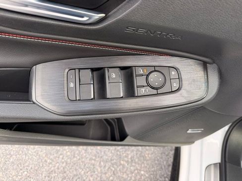 New 2026 Nissan Sentra SR w/ SR Premium Package image 11