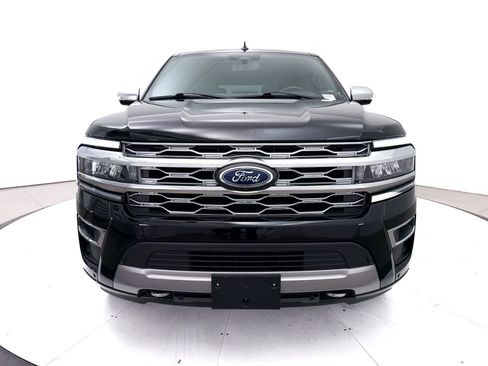 Used 2024 Ford Expedition Platinum AWD/4WD image 16