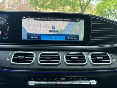 Certified 2025 Mercedes-Benz GLS 450 4MATIC image 33