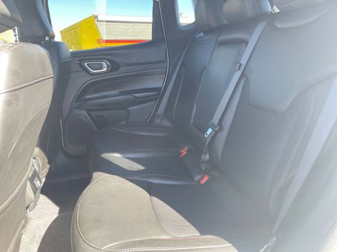 Used 2025 Jeep Compass Trailhawk image 25