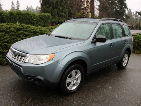 Used 2011 Subaru Forester 2.5X image 1