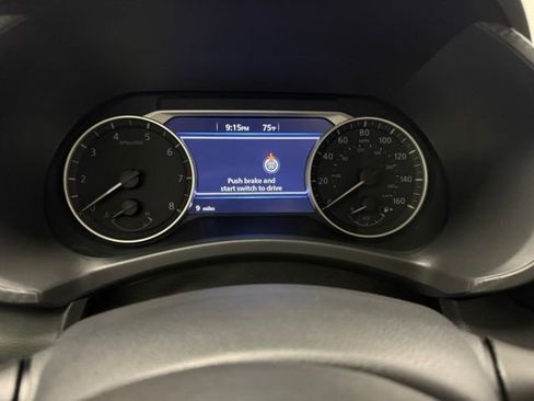 New 2025 Nissan Sentra SR image 16