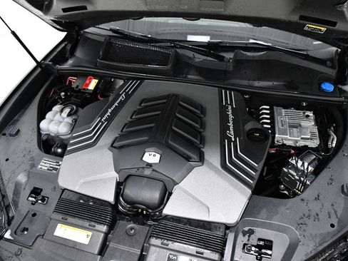 Used 2023 Lamborghini Urus S AWD/4WD image 6