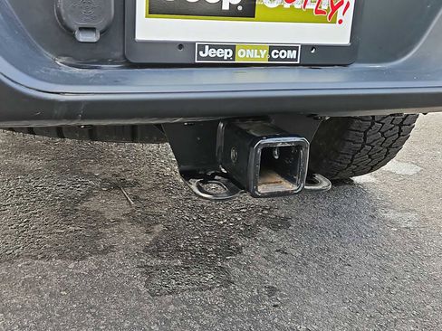 Used 2023 Jeep Gladiator Mojave w/ Trailer Tow Package image 33