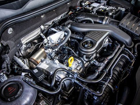 New 2026 Volkswagen Taos S image 21