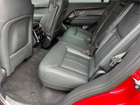 Used 2025 Land Rover Range Rover Sport Dynamic SE AWD/4WD image 21