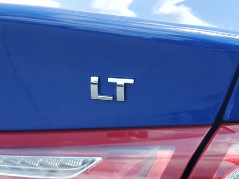 Used 2023 Chevrolet Malibu LT FWD image 8