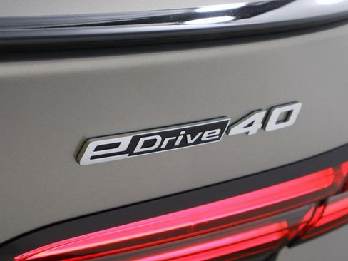 Used 2024 BMW i5 eDrive40i w/ M Sport Package image 46