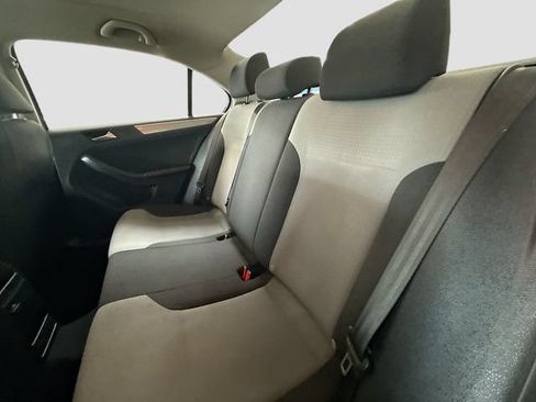 Used 2017 Volkswagen Jetta S w/ Jetta S Cold Weather Package FWD image 24