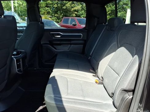 Used 2021 RAM 1500 Big Horn AWD/4WD image 17