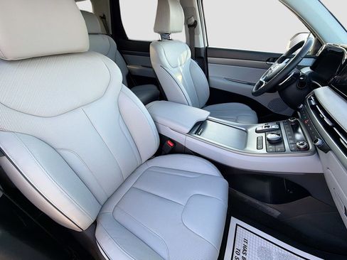 Used 2023 Hyundai Palisade SEL image 14