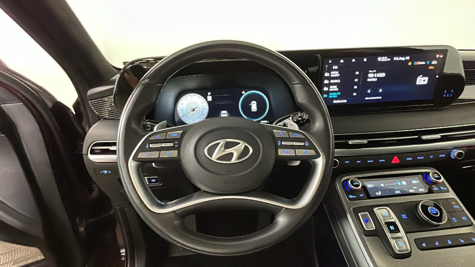Used 2024 Hyundai Palisade Calligraphy FWD image 17