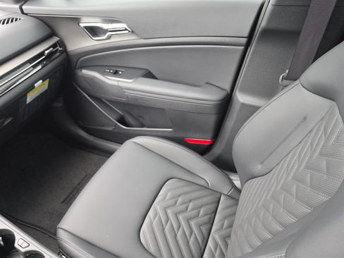 New 2026 Kia Sportage X-Line AWD/4WD image 15
