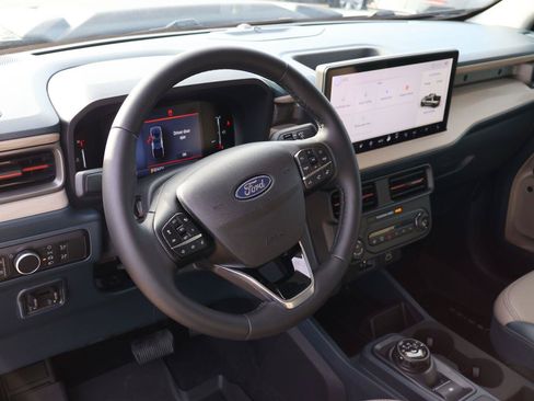 Used 2026 Ford Maverick Lariat w/ 4K Tow Package AWD/4WD image 21