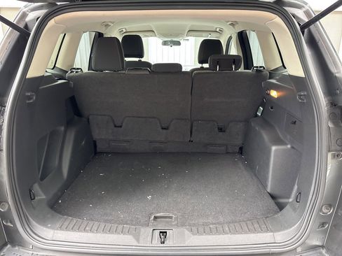 Used 2016 Ford Escape SE w/ Equipment Group 201A image 21