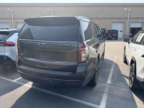 Used 2021 Chevrolet Tahoe Z71 w/ Z71 Signature Package AWD/4WD image 7