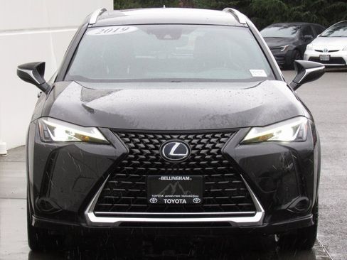Used 2019 Lexus UX 250h image 3