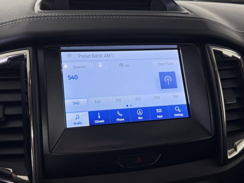 Certified 2022 Ford Ranger Lariat w/ Tremor Off-Road Package image 19