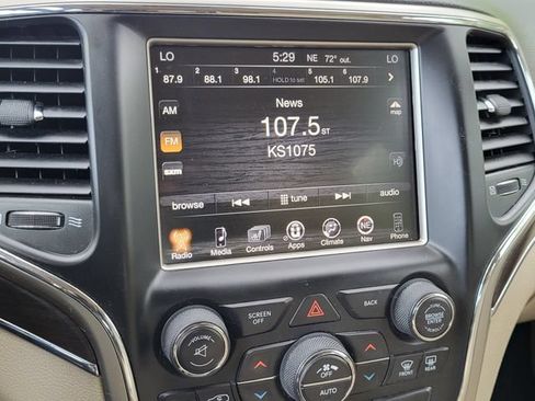 Used 2014 Jeep Grand Cherokee Limited AWD/4WD image 16
