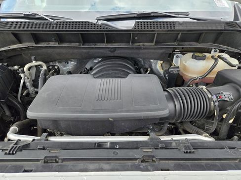Used 2024 Chevrolet Silverado 1500 LT RWD image 29