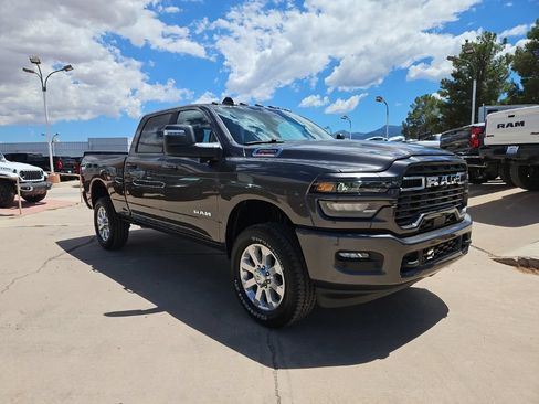 New 2026 RAM 2500 Big Horn AWD/4WD image 5