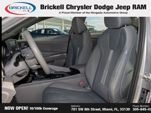 Used 2021 Hyundai Elantra SEL image 15