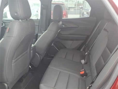 Used 2023 Chevrolet TrailBlazer RS w/ Convenience Package image 34