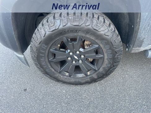 Used 2019 Chevrolet Colorado Z71 image 11