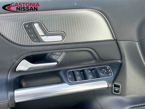 Used 2023 Mercedes-Benz GLA 250 w/ Premium Package image 23