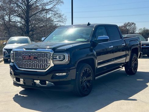 Used 2018 GMC Sierra 1500 Denali w/ Denali Ultimate Package image 5