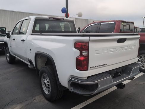 Used 2025 Chevrolet Silverado 2500 W/T w/ WT/CX Safety Package AWD/4WD image 4