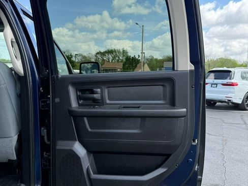 Used 2016 RAM 1500 Express w/ Popular Equipment Group image 39