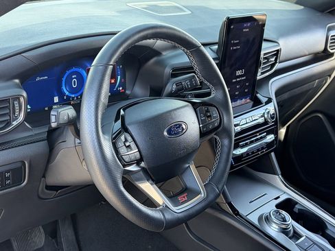 Certified 2024 Ford Explorer ST w/ Equipment Group 401A AWD/4WD image 9