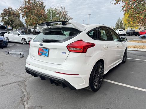 Used 2017 Ford Focus RS AWD/4WD image 5
