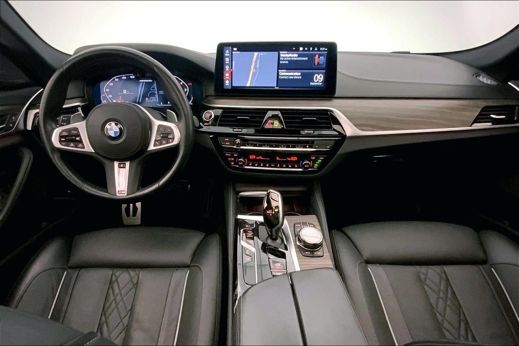 Certified 2023 BMW M550i xDrive AWD/4WD image 16
