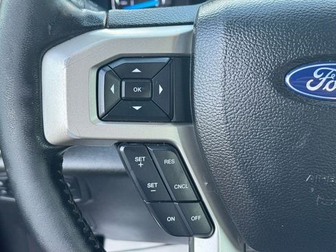 Used 2017 Ford F250 Lariat w/ Lariat Ultimate Package image 31
