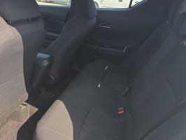 Used 2018 Toyota C-HR XLE FWD image 6
