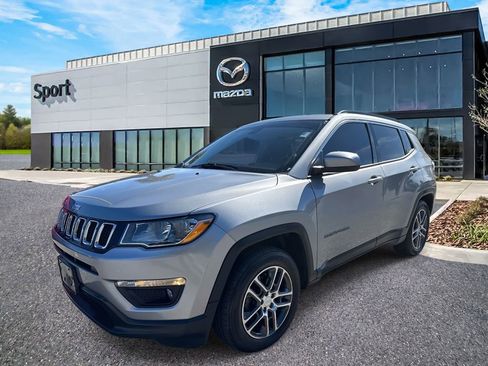 Used 2020 Jeep Compass Latitude image 8