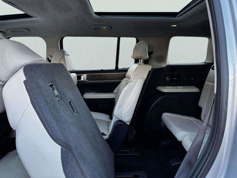 Used 2024 Hyundai Santa Fe Calligraphy FWD image 42