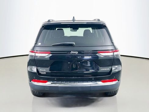 Used 2023 Jeep Grand Cherokee Laredo w/ Luxury Tech Group I image 6