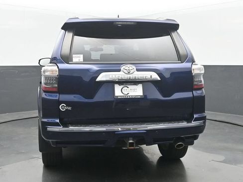 Used 2018 Toyota 4Runner Limited AWD/4WD image 5