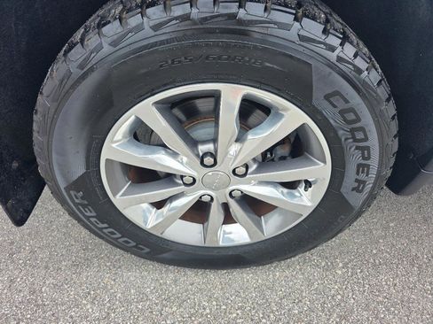 Used 2015 Dodge Durango Limited w/ Nav & Power Liftgate Group image 21